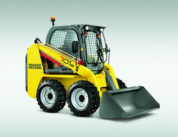 Šmykom riadený nakladač Wacker Neuson 701.S